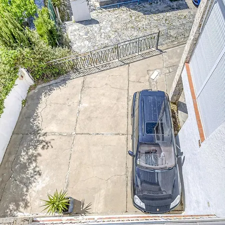 Apartment In Mountain Gateway Roses