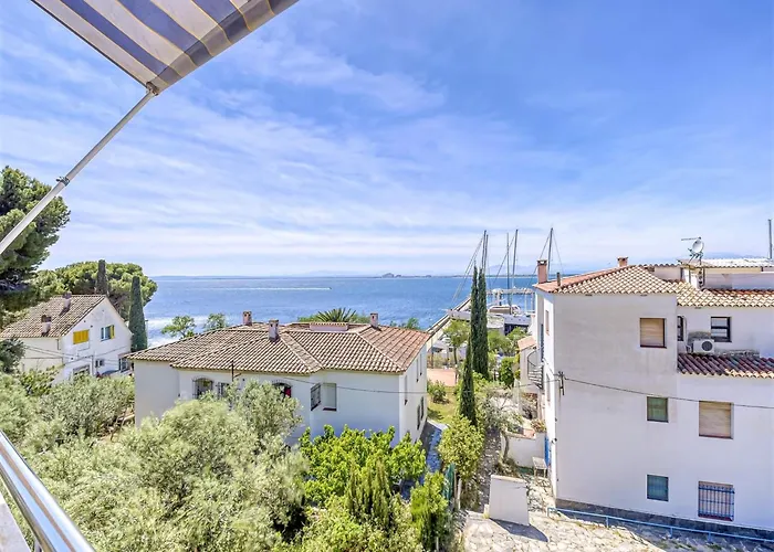 Lägenhet In Near Platja Dels Palangrers Rosas