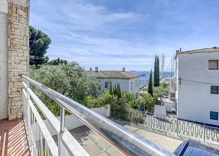Lägenhet In Near Platja Dels Palangrers *